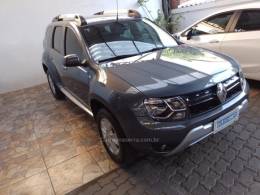 RENAULT - DUSTER - 2015/2016 - Cinza - R$ 63.900,00