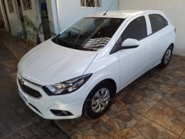 CHEVROLET - ONIX - 2017/2017 - Branca - R$ 52.900,00