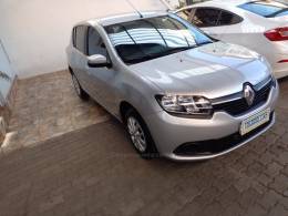 RENAULT - SANDERO - 2017/2018 - Prata - Sob Consulta