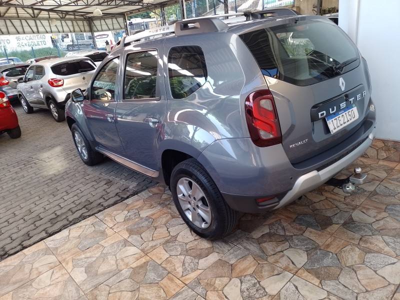 RENAULT - DUSTER - 2018/2019 - Cinza - R$ 68.900,00