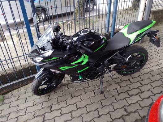 KAWASAKI - NINJA 400 - 2020/2020 - Preta - R$ 29.900,00