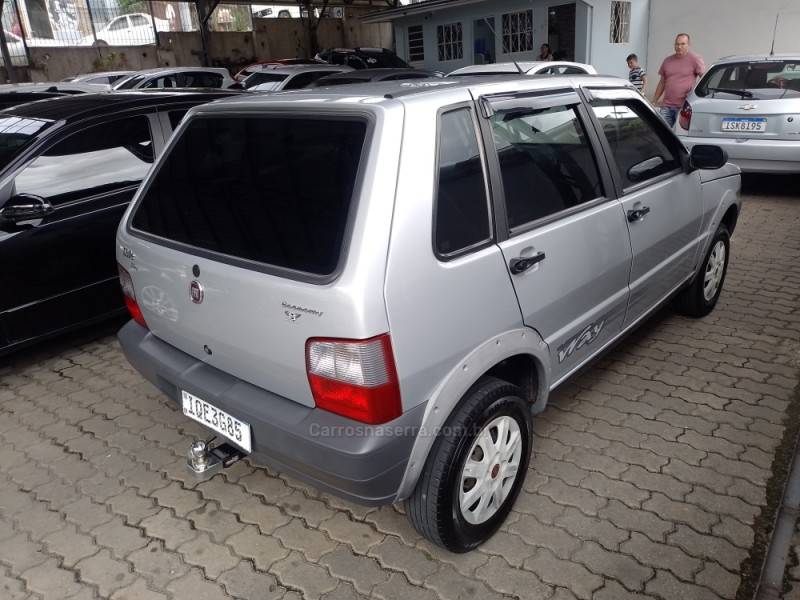 FIAT - UNO - 2009/2010 - Cinza - R$ 22.000,00