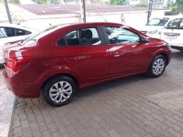 CHEVROLET - PRISMA - 2016/2017 - Vermelha - R$ 60.900,00