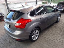 FORD - FOCUS - 2014/2015 - Cinza - R$ 56.900,00