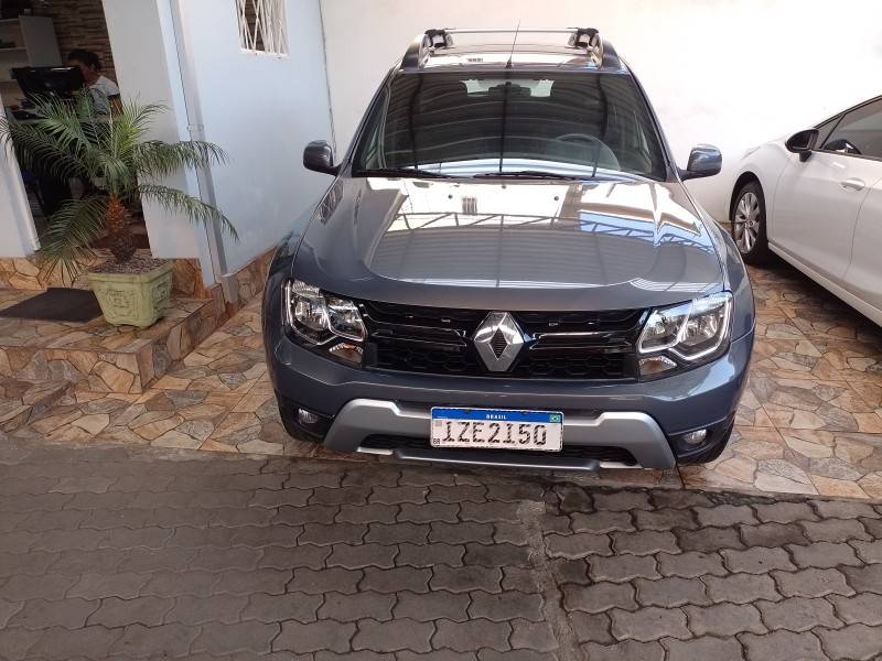 RENAULT - DUSTER - 2018/2019 - Cinza - R$ 68.900,00