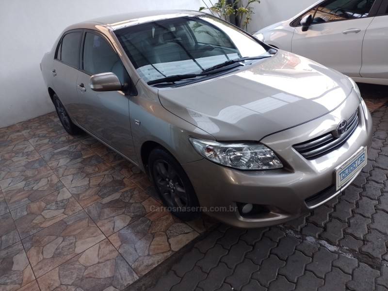 TOYOTA - COROLLA - 2008/2009 - Bege - R$ 55.900,00