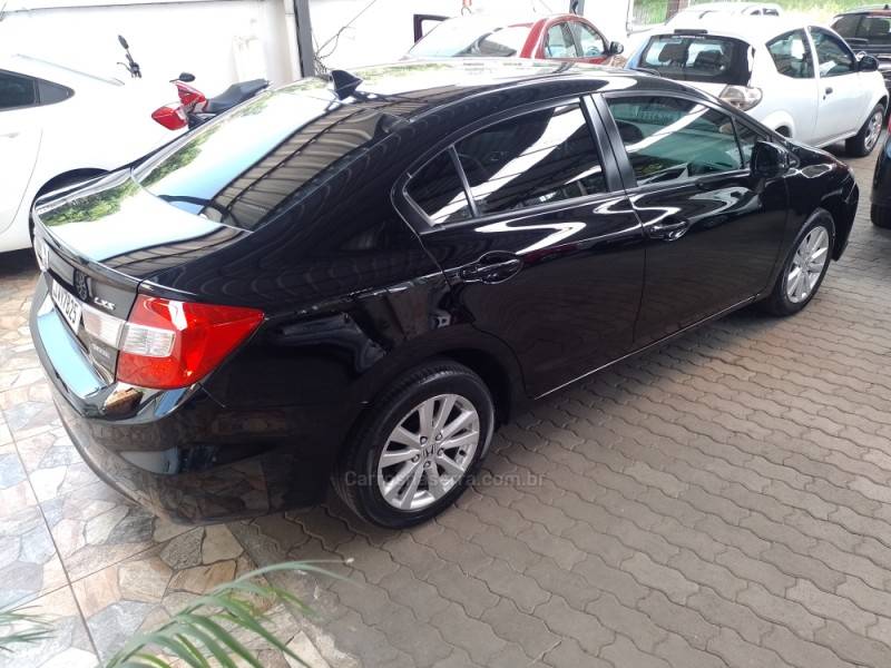 HONDA - CIVIC - 2015/2016 - Preta - R$ 74.900,00
