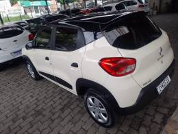 RENAULT - KWID - 2017/2018 - Bege - R$ 42.900,00