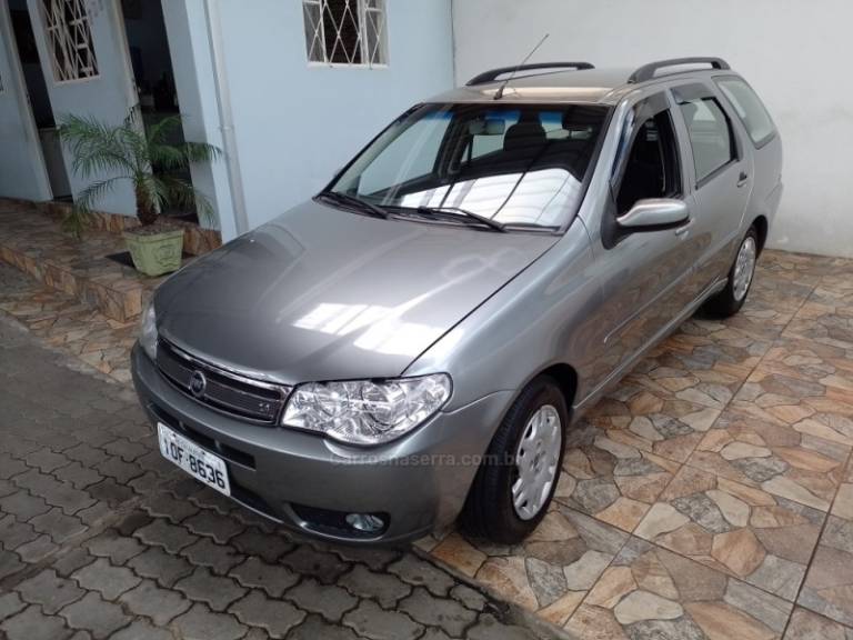 FIAT - PALIO - 2006/2007 - Cinza - R$ 28.500,00