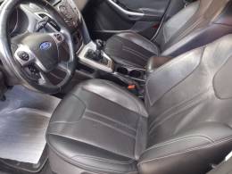 FORD - FOCUS - 2015/2015 - Branca - R$ 59.900,00