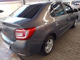 RENAULT - LOGAN - 2017/2018 - Cinza - R$ 48.900,00