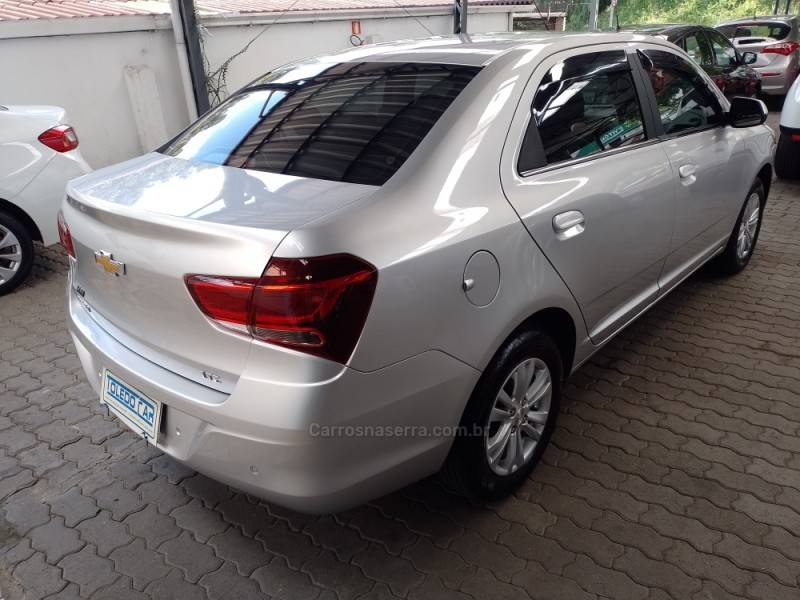 CHEVROLET - COBALT - 2018/2019 - Prata - R$ 65.900,00