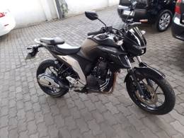 YAMAHA - FAZER - 2022/2022 - Preta - R$ 21.900,00