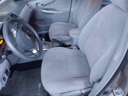 TOYOTA - COROLLA - 2008/2009 - Bege - R$ 55.900,00