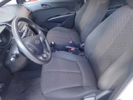 HYUNDAI - HB20 - 2017/2017 - Branca - R$ 50.000,00