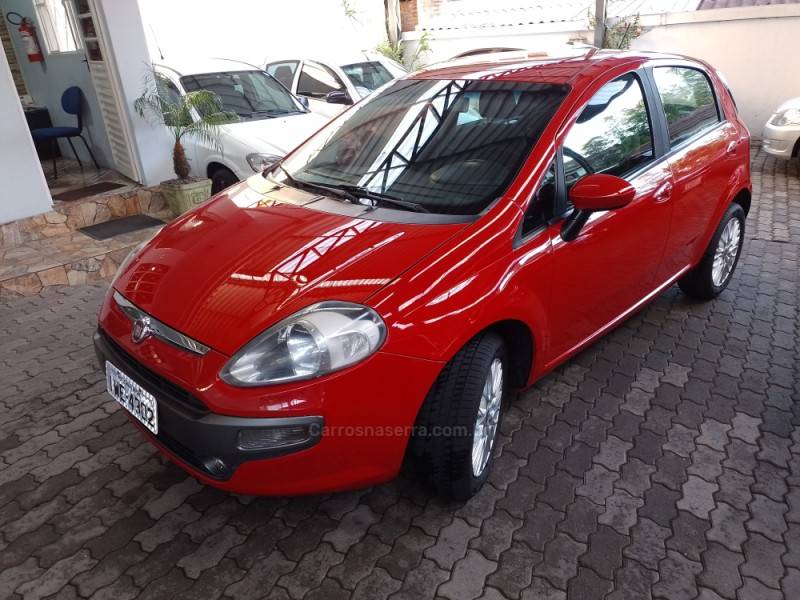 FIAT - PUNTO - 2014/2015 - Vermelha - R$ 44.900,00