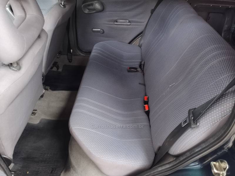 CHEVROLET - CORSA - 1997/1998 - Verde - R$ 15.900,00