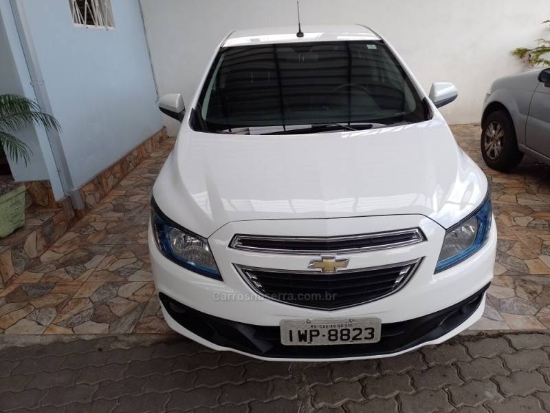 CHEVROLET - PRISMA - 2014/2015 - Branca - R$ 52.900,00