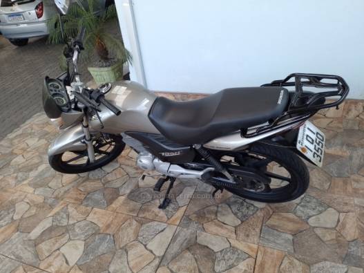 HONDA - CG 150 - 2009/2010 - Cinza - R$ 11.000,00