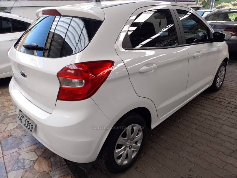 FORD - KA - 2016/2016 - Branca - R$ 43.900,00