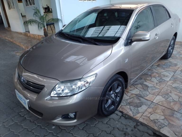 TOYOTA - COROLLA - 2008/2009 - Bege - Sob Consulta