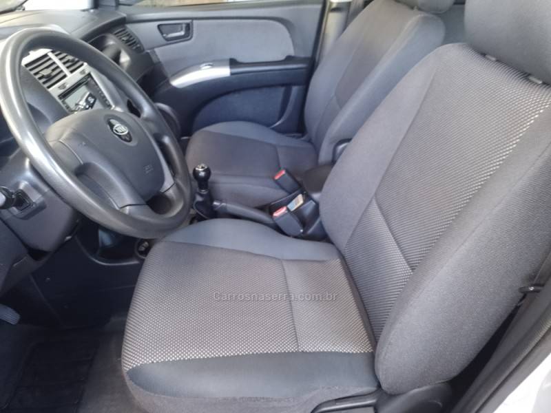 KIA MOTORS - SPORTAGE - 2008/2008 - Prata - R$ 37.900,00