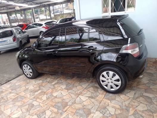 CHEVROLET - AGILE - 2012/2013 - Preta - R$ 35.900,00