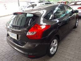 FORD - FOCUS - 2014/2015 - Cinza - R$ 57.900,00