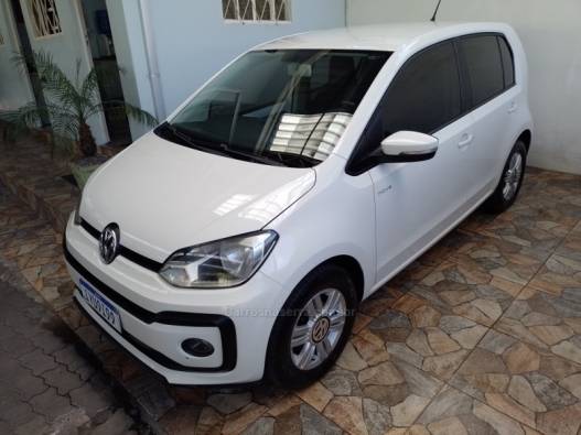 VOLKSWAGEN - UP - 2018/2019 - Branca - R$ 55.900,00