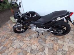 HONDA - CB 300R - 2014/2014 - Preta - R$ 14.900,00