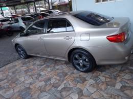 TOYOTA - COROLLA - 2008/2009 - Bege - R$ 55.900,00