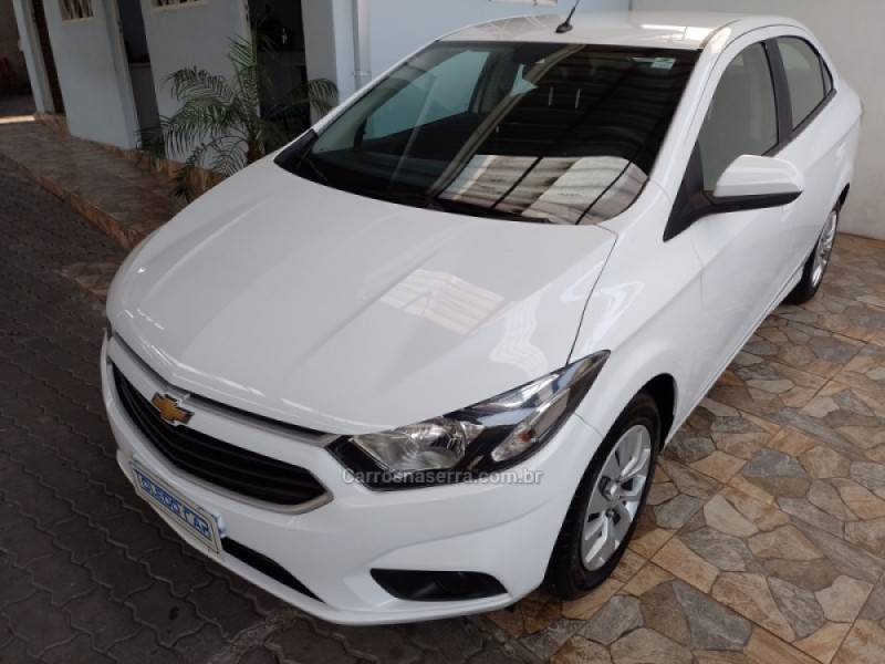 CHEVROLET - PRISMA - 2016/2017 - Branca - R$ 61.900,00