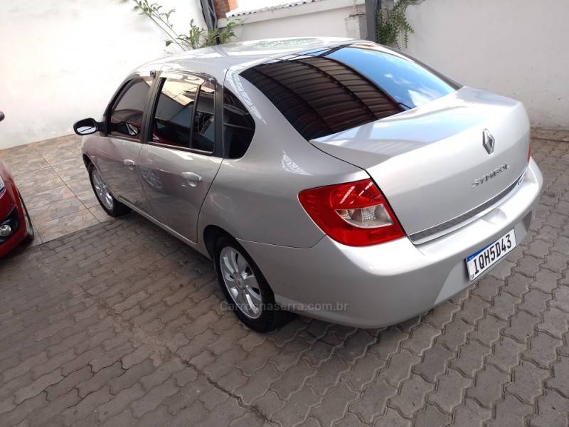 RENAULT - SYMBOL - 2009/2010 - Prata - R$ 23.500,00