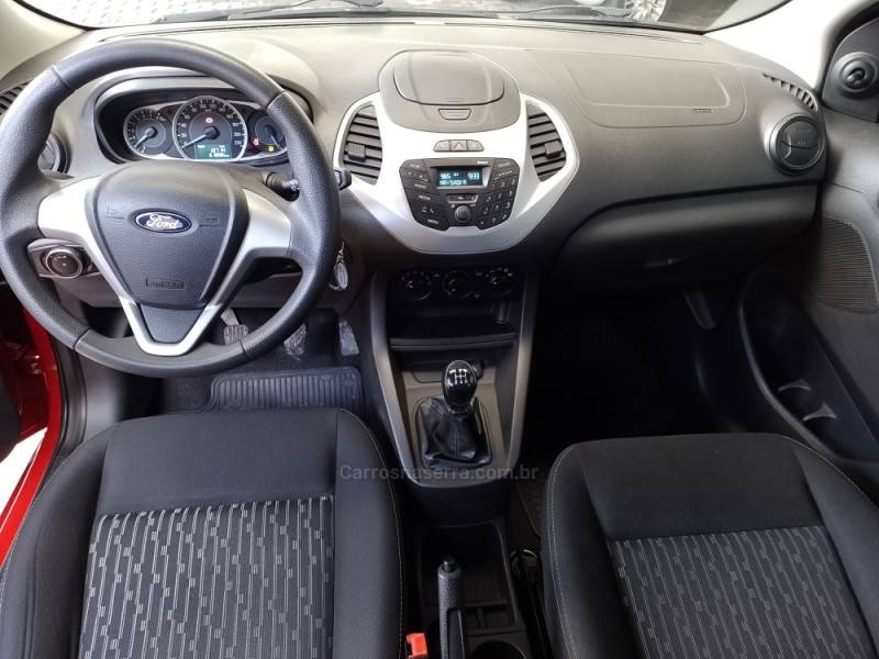 FORD - KA - 2016/2017 - Vermelha - R$ 46.900,00