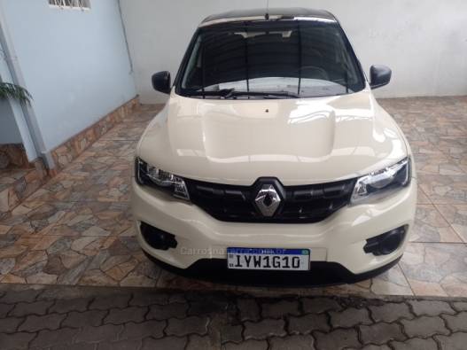 RENAULT - KWID - 2017/2018 - Bege - R$ 42.900,00