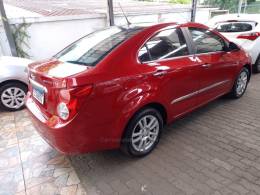CHEVROLET - SONIC - 2011/2012 - Vermelha - R$ 35.900,00