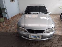 CHEVROLET - VECTRA - 1999/2000 - Prata - R$ 23.900,00