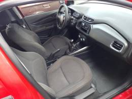 CHEVROLET - ONIX - 2013/2013 - Vermelha - R$ 40.900,00