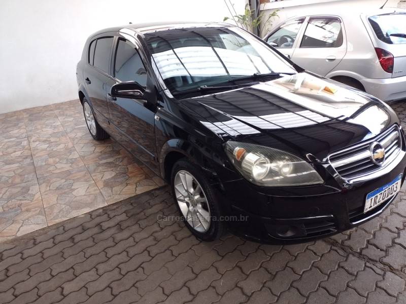 CHEVROLET - VECTRA - 2008/2009 - Preta - R$ 33.900,00