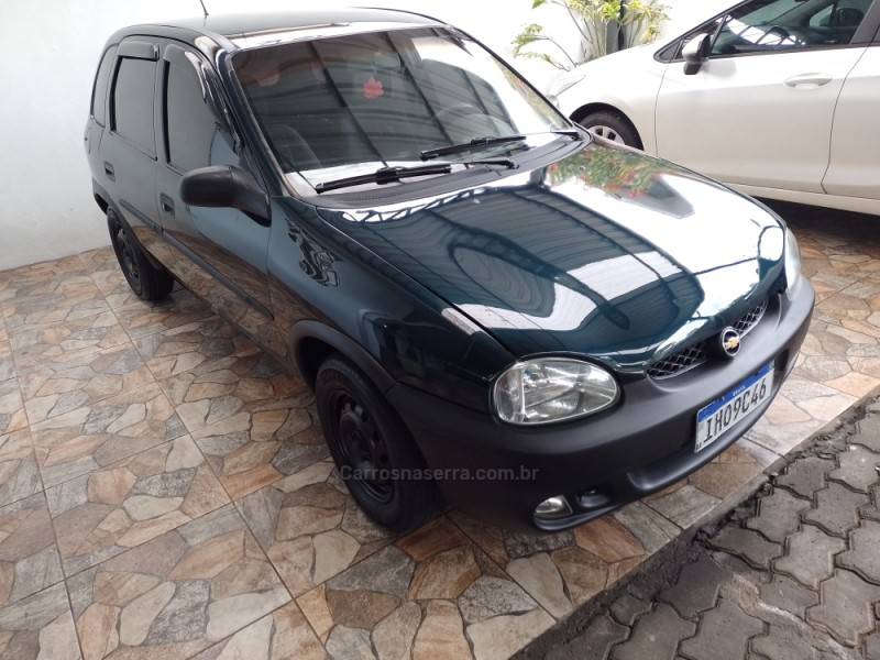 CHEVROLET - CORSA - 1997/1998 - Verde - R$ 15.900,00
