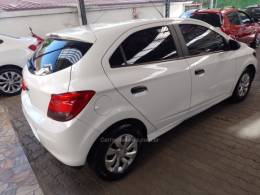 CHEVROLET - ONIX - 2018/2019 - Branca - R$ 52.900,00