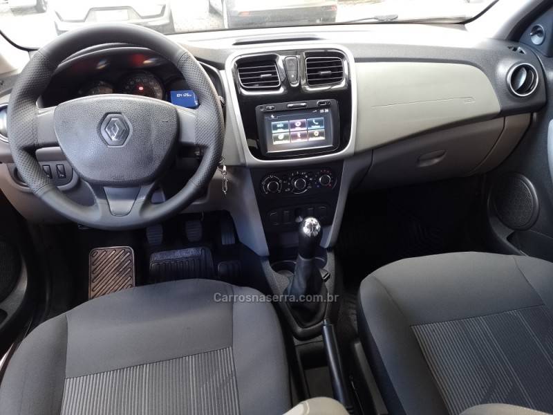 RENAULT - LOGAN - 2017/2018 - Cinza - R$ 48.900,00