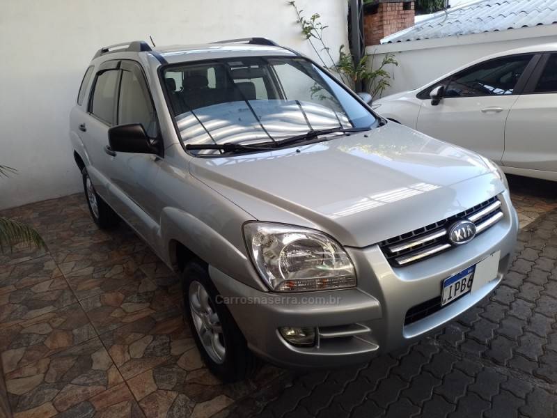 KIA MOTORS - SPORTAGE - 2008/2008 - Prata - R$ 37.900,00