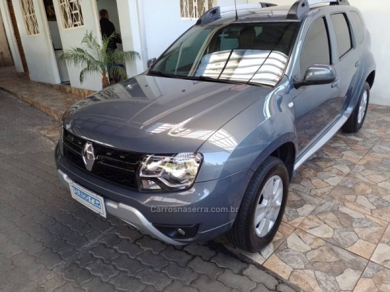 RENAULT - DUSTER - 2015/2016 - Cinza - R$ 63.900,00