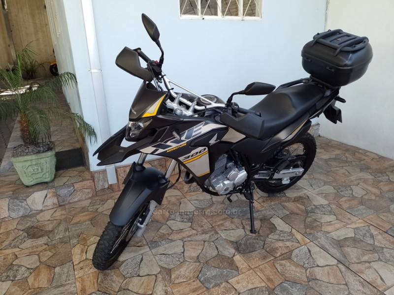 HONDA - XRE 300 - 2022/2023 - Cinza - R$ 31.900,00